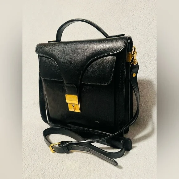 Bally Vintage Leather 2 Way shoulder Bag - Picture 2 of 16